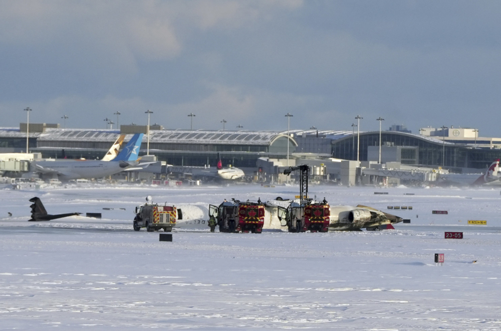 Sada je sve jasno: Novi snimci pokazuju kako je avion završio "na leđima" VIDEO