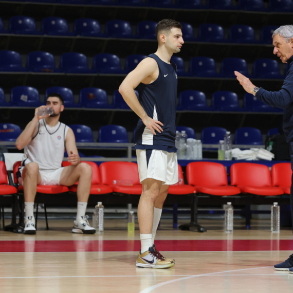 Pešić pred Finsku: "Igraju tu neku neobičnu košarku" FOTO