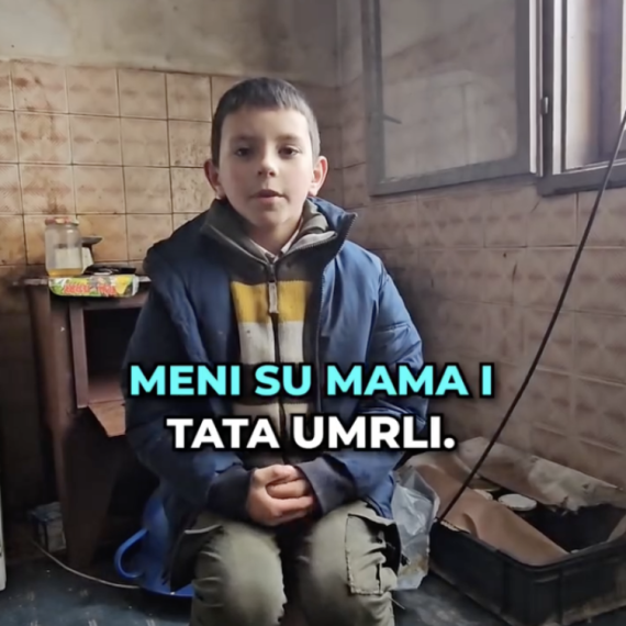 Priča koja je rasplakala Srbiju: Dečak Stefan živi u teškim uslovima; Posetio ga Vučević FOTO/VIDEO