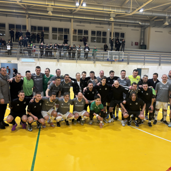 Majstorije Saše Ilića i Bogunovića: Partizanove legende još uvek umeju fudbala FOTO/VIDEO