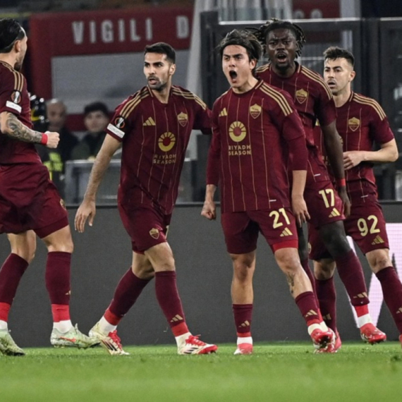 Svilar dvaput matiran u pobedi Rome; Kapiten Živković i PAOK ispali VIDEO