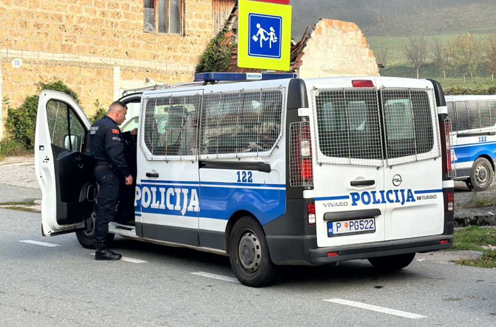 Teška saobraćajna nesreća kod Budve: Povređena četiri državljanina Srbije