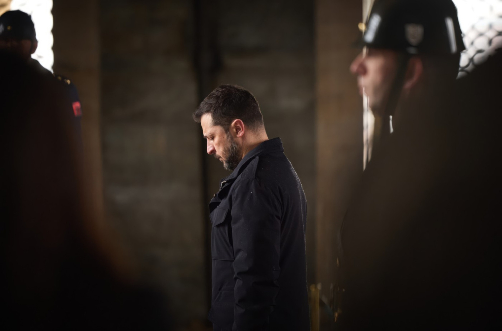 SAD razočarane Zelenskim; Grenel osuo žestoku paljbu