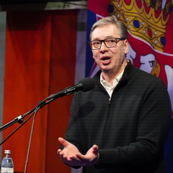 Vučić u Požarevcu: Sa novom brzom saobraćajnicom postaje idealno mesto za investitore FOTO/VIDEO