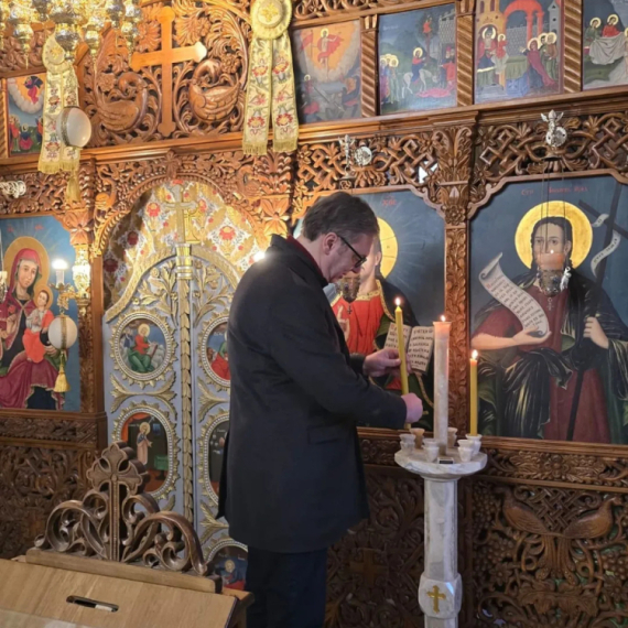 Vučić u poseti manastiru Zaova: "Svetinja u kojoj se prepliću legende i istorija" FOTO/VIDEO