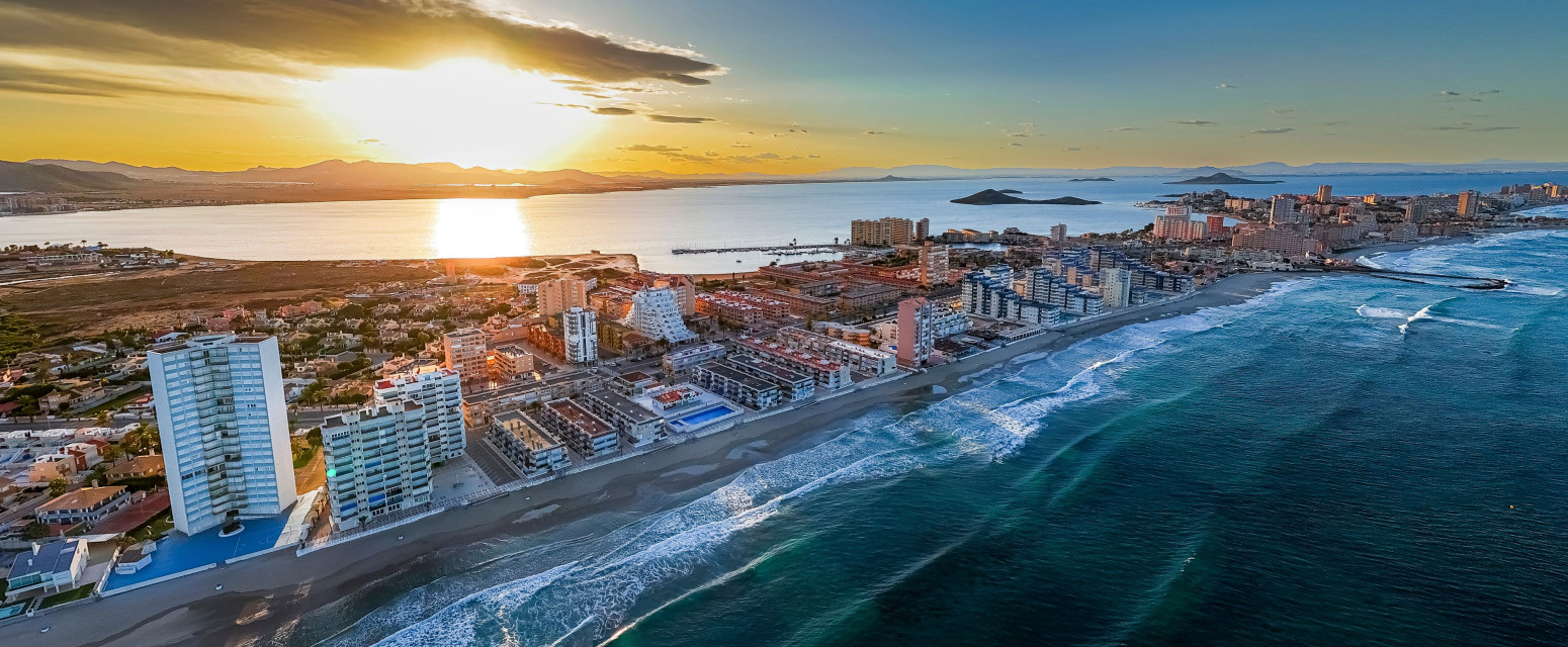 Turisti još uvek nisu otkrili ovaj mediteranski raj: Nestvarna arhitektura i plaže bez gužvi FOTO