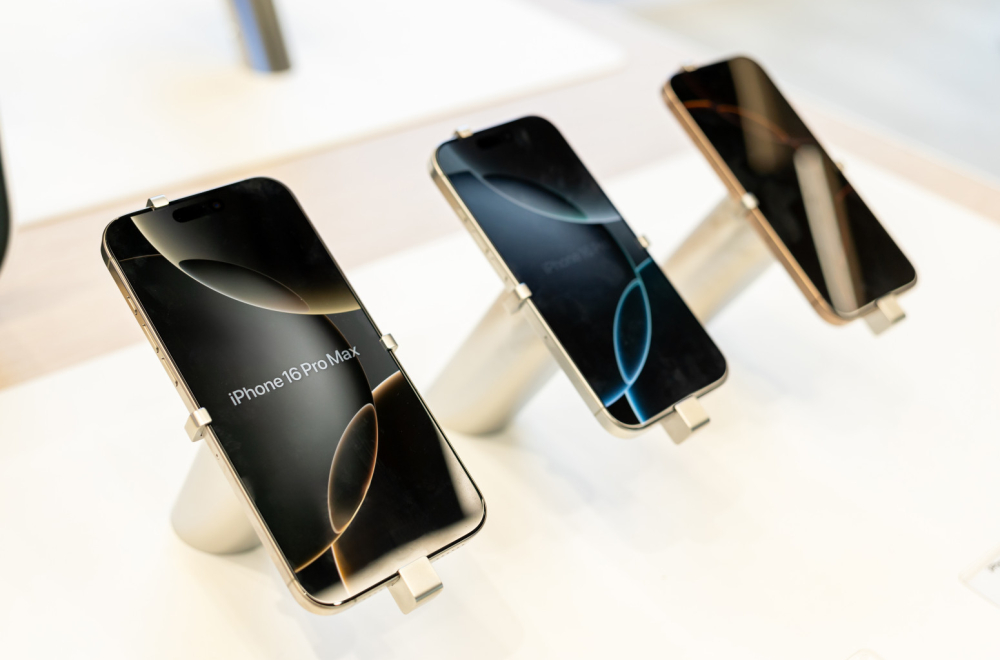 "Apple je upravo uništio iPhone 16 seriju" VIDEO