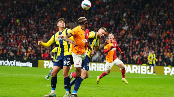 Turski derbi razočarao, Galata blizu titule – Tadić na "stubu srama" VIDEO