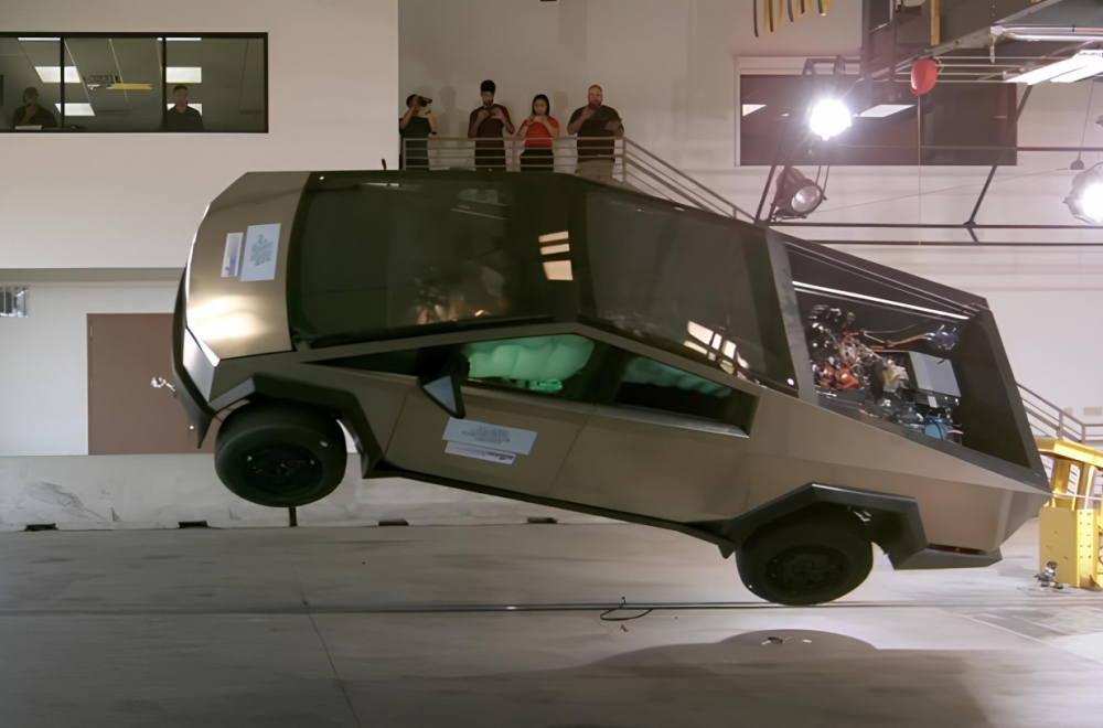 Koliko je bezbedan Tesla Cybertruck: 5 zvezdica na testu sudara, ali nije briljirao VIDEO