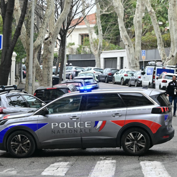 Drama u školi: Učenik napao direktora; Odmah reagovala policija FOTO