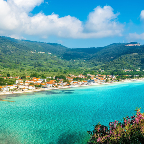 Koliko realno košta letovanje u Grčkoj ove godine? FOTO