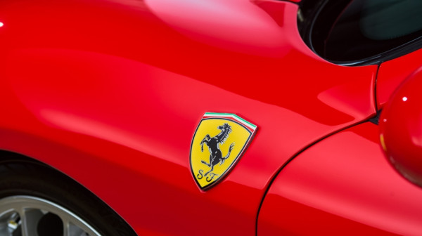 Ferrari nastavio isporuku automobila na Bliski istok