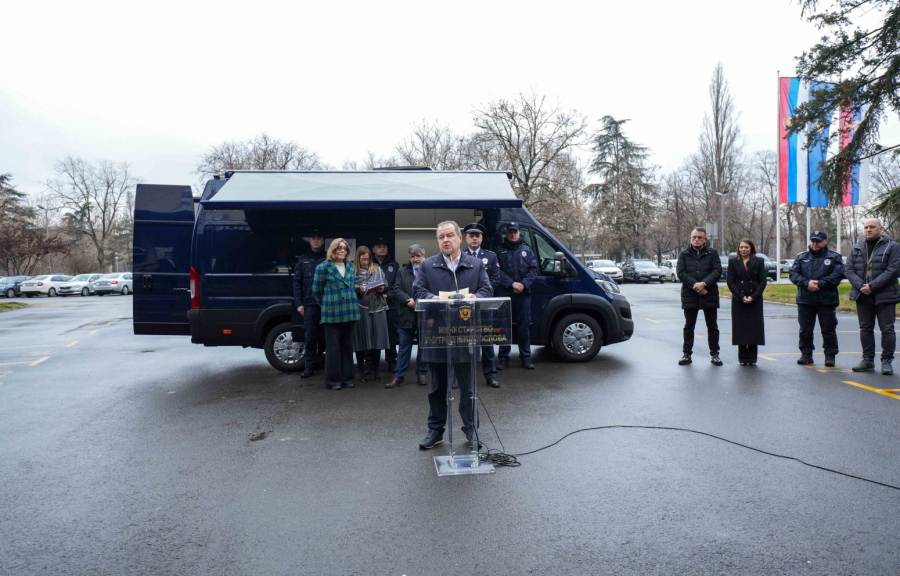 Šengen bus na granici Srbije FOTO