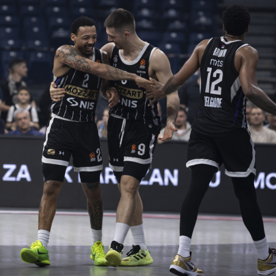 B92.sport skener: Crno-beli marš ka plej-ofu