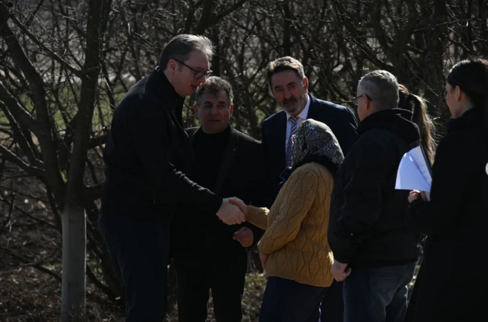 Vučić: Prosečna plata u Boru 1.084 evra VIDEO