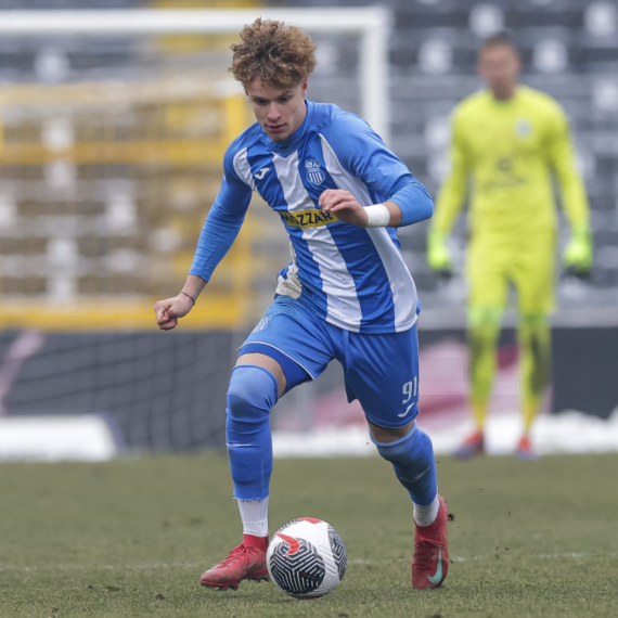 Kakav otac, takav sin – Lazar Jovanović obeležio pobedu OFK Beograda