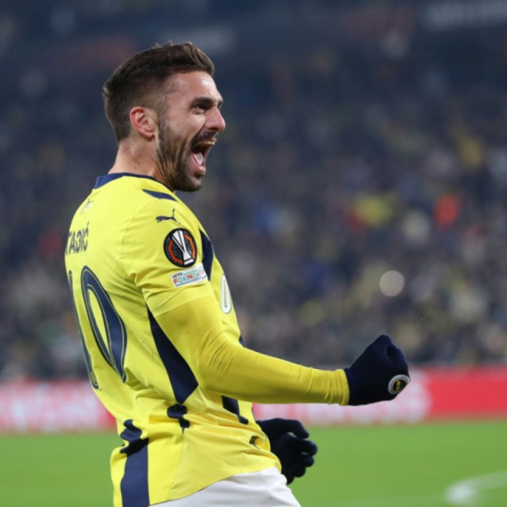Tadić blizu crveno-belog dresa – ali to nisu ni Zvezda, ni Atletiko