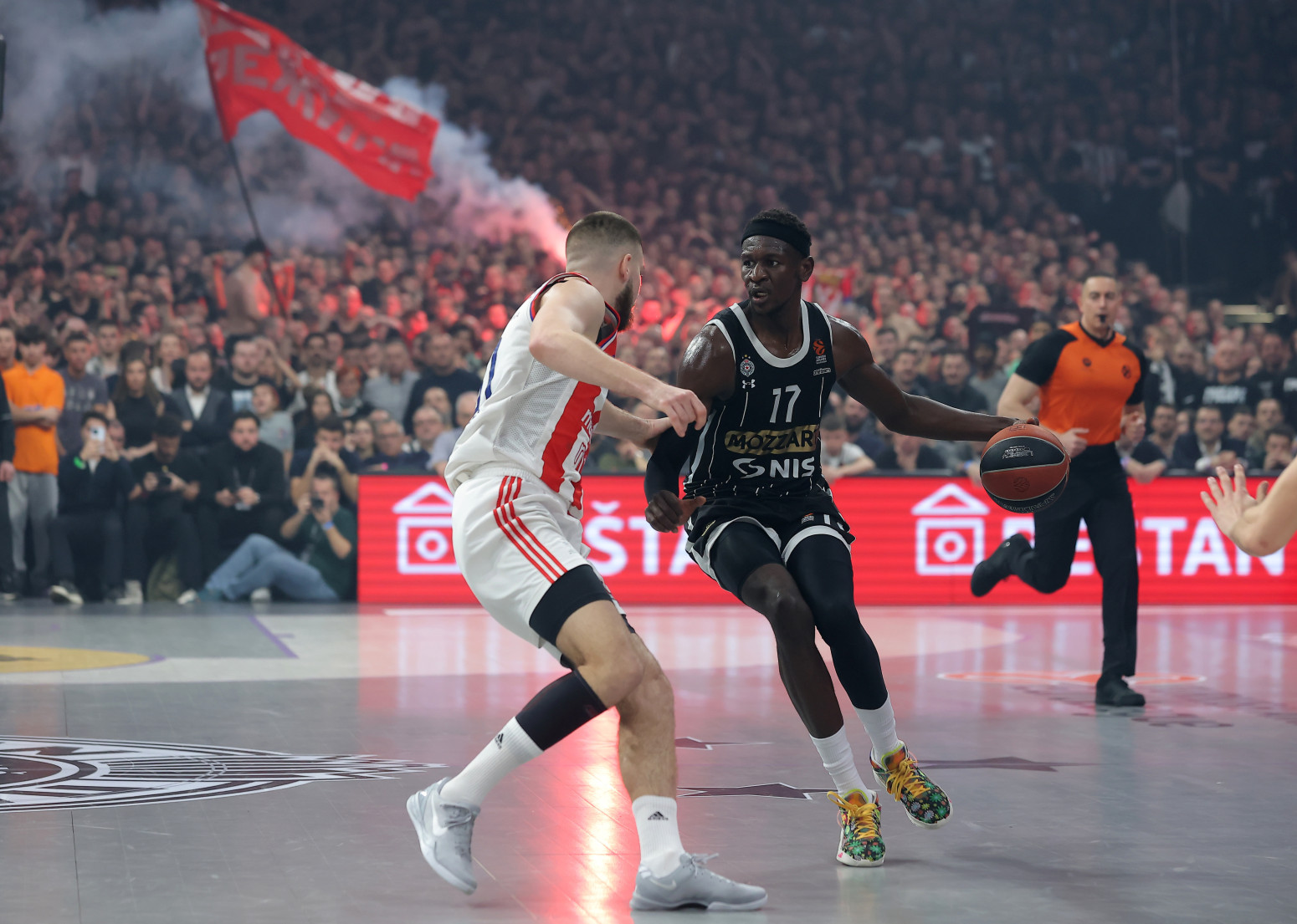 Spektakl NBA Evrope: Nemaju ništa, a koštaju milijardu dolara