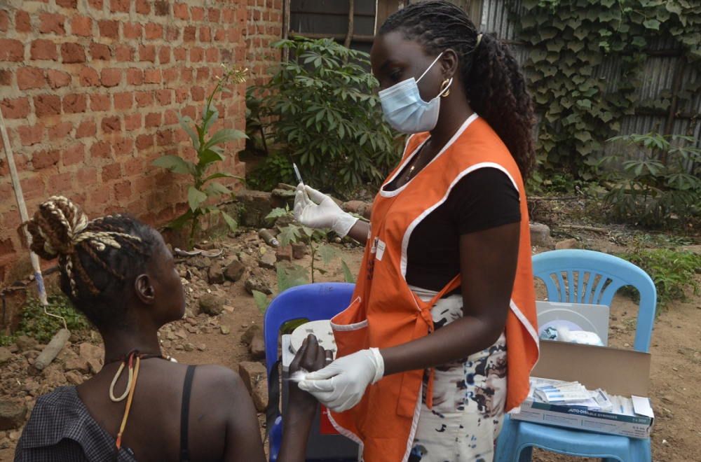UN upozorava: Ebola u Ugandi uzima živote, potrebna hitna pomoć