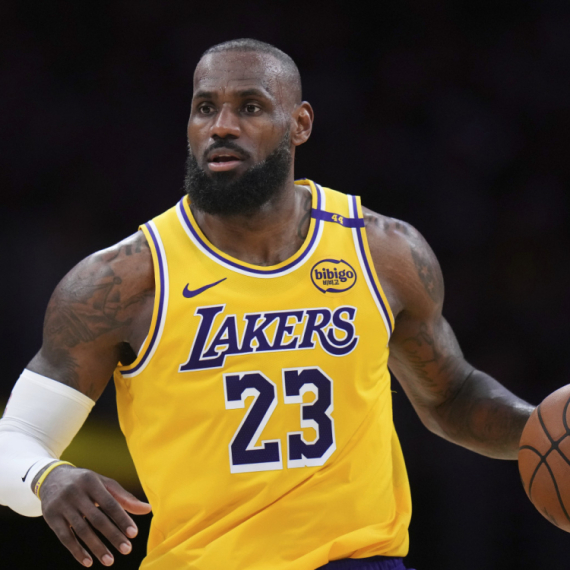 Lebron o odnosu sa Džordanom: "Ne pričamo, možda ćemo kad završim karijeru"