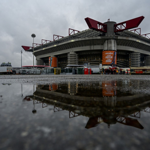Milan i Inter kupili "San Siro"