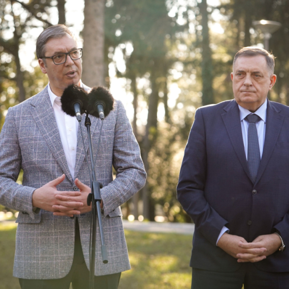 Vučić i Dodik poručili: "Žele da unište Republiku Srpsku"; "Bošnjaci hoće ratni sukob" FOTO/VIDEO
