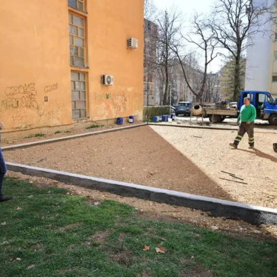 U toku rekonstrukcija dečjeg igrališta na Bubnju