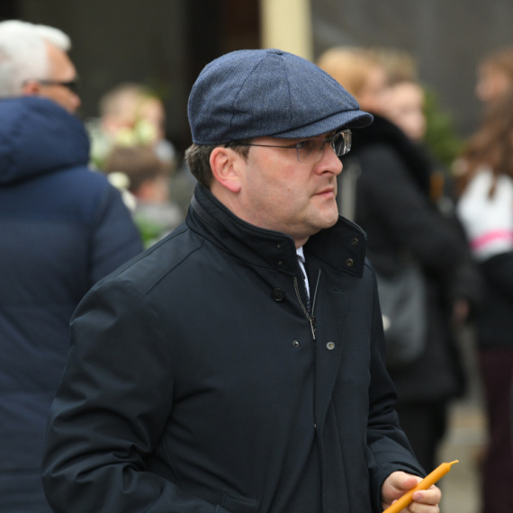 Tužilaštvo naložilo utvrđivanje identiteta napadača na ministra Selakovića