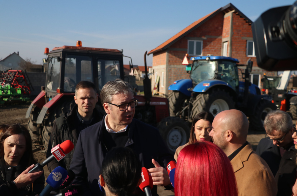 Vučić u Pančevu: "Moramo da napravimo program da stočari budu nagrađeni, subvencije da budu veće" FOTO