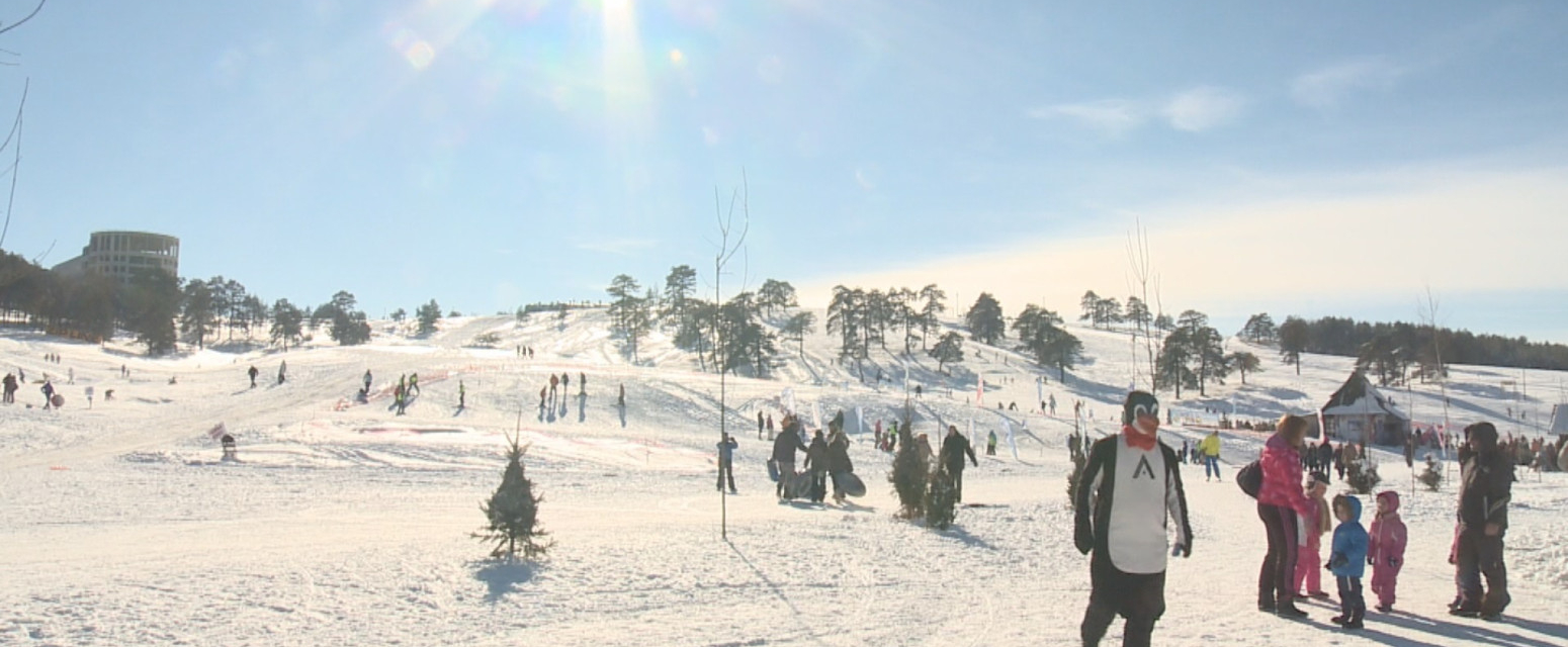 Proleće je na pragu, ali na ovoj planini ski-sezona i dalje traje FOTO