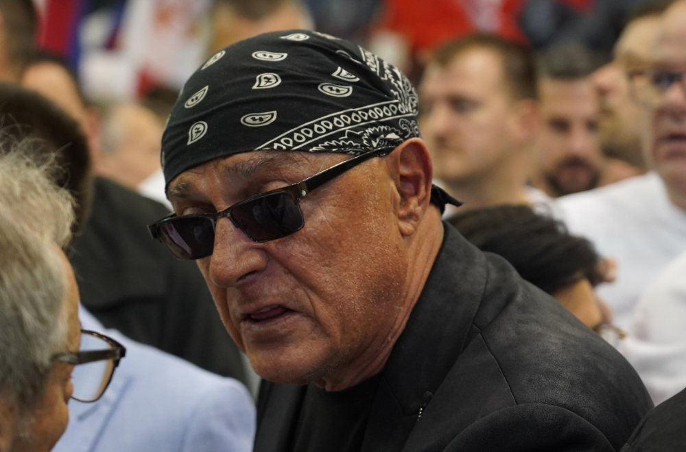 Otkriveno zašto Oliver Mandić ide na operaciju