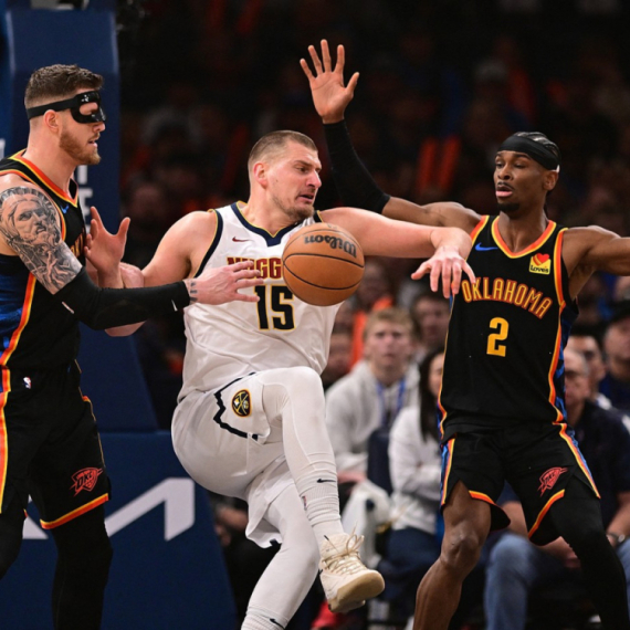 Da li Jokić može da bude MVP?; "Niko nije bio vredniji od njega"; "Glasao bih za Šeja, ali..."