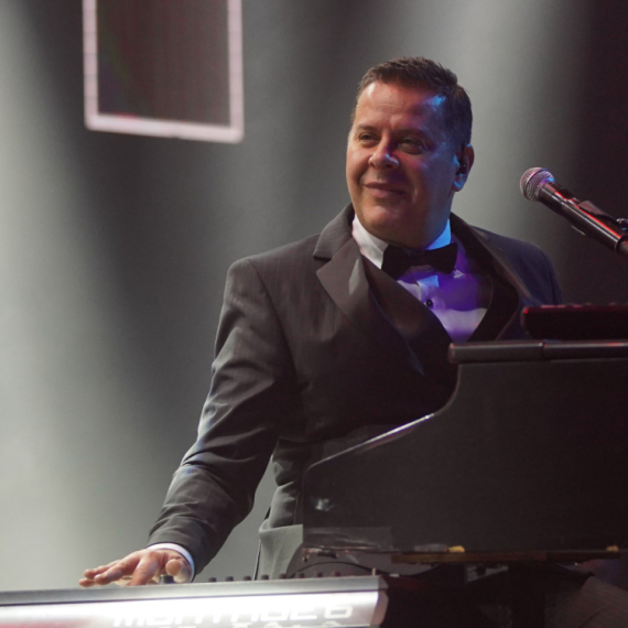 Vlado Georgiev slavi rođendan sa svojom publikom