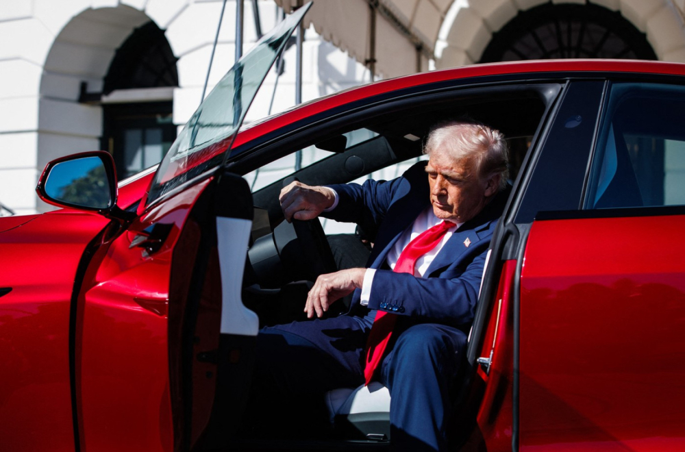 Amerikanci kupuju automobile kao ludi zbog straha od Trampovih carina