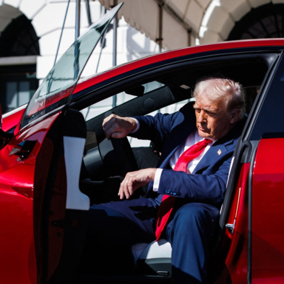 Zašto američki predsednici ne smeju da voze auto? Čak ni posle mandata!