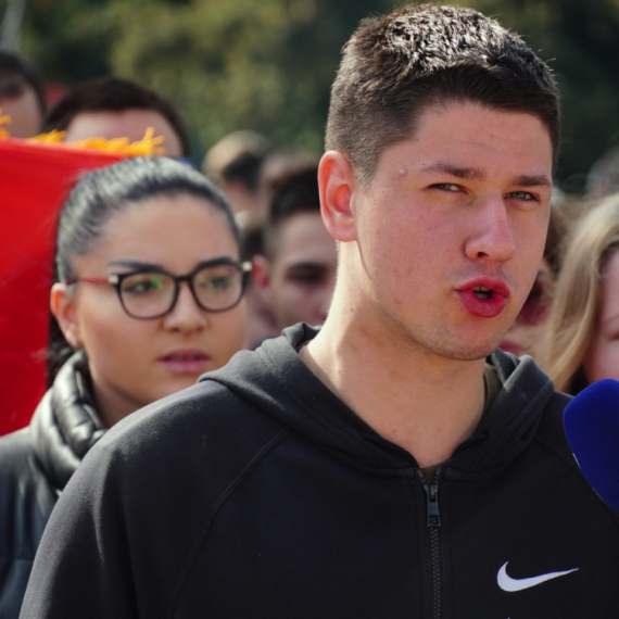 Napadnut Miloš Pavlović u Pionirskom parku VIDEO