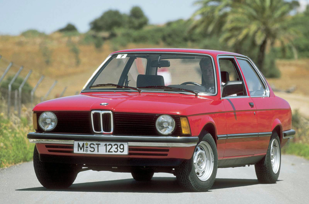 Rađanje klasika: Kako je prvi BMW Serije 3 promenio svet premijum automobila