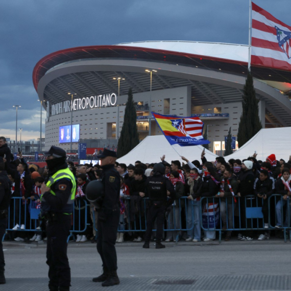 Haos u Madridu – sukob navijača i policije FOTO/VIDEO
