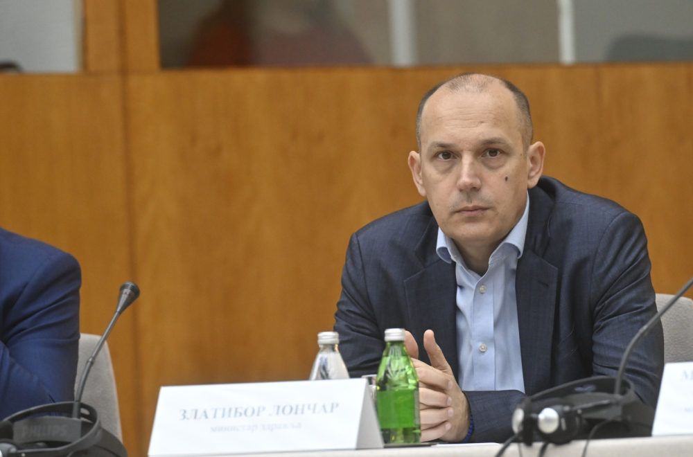 Lončar odgovorio Jeleni Spirić: Apsolutna laž, zlonamerna i podla; Nijedan pacijent nije ugrožen