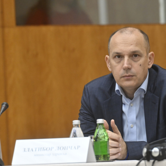 Lončar odgovorio Jeleni Spirić: Apsolutna laž, zlonamerna i podla; Nijedan pacijent nije ugrožen