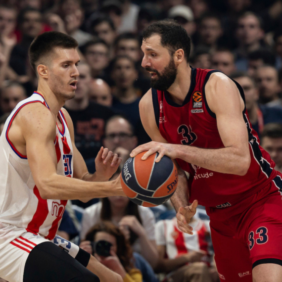 Mirotić imao poruku za navijače: "Slava gospodu na svemu"