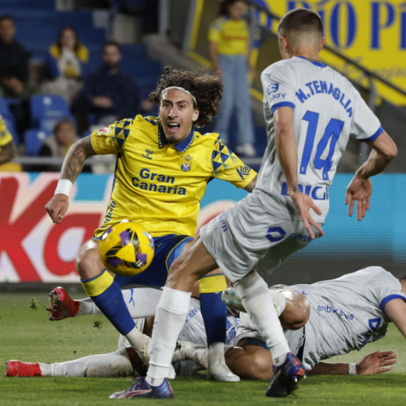 Las Palmas gubio 0:2 do 90' i uzeo bod