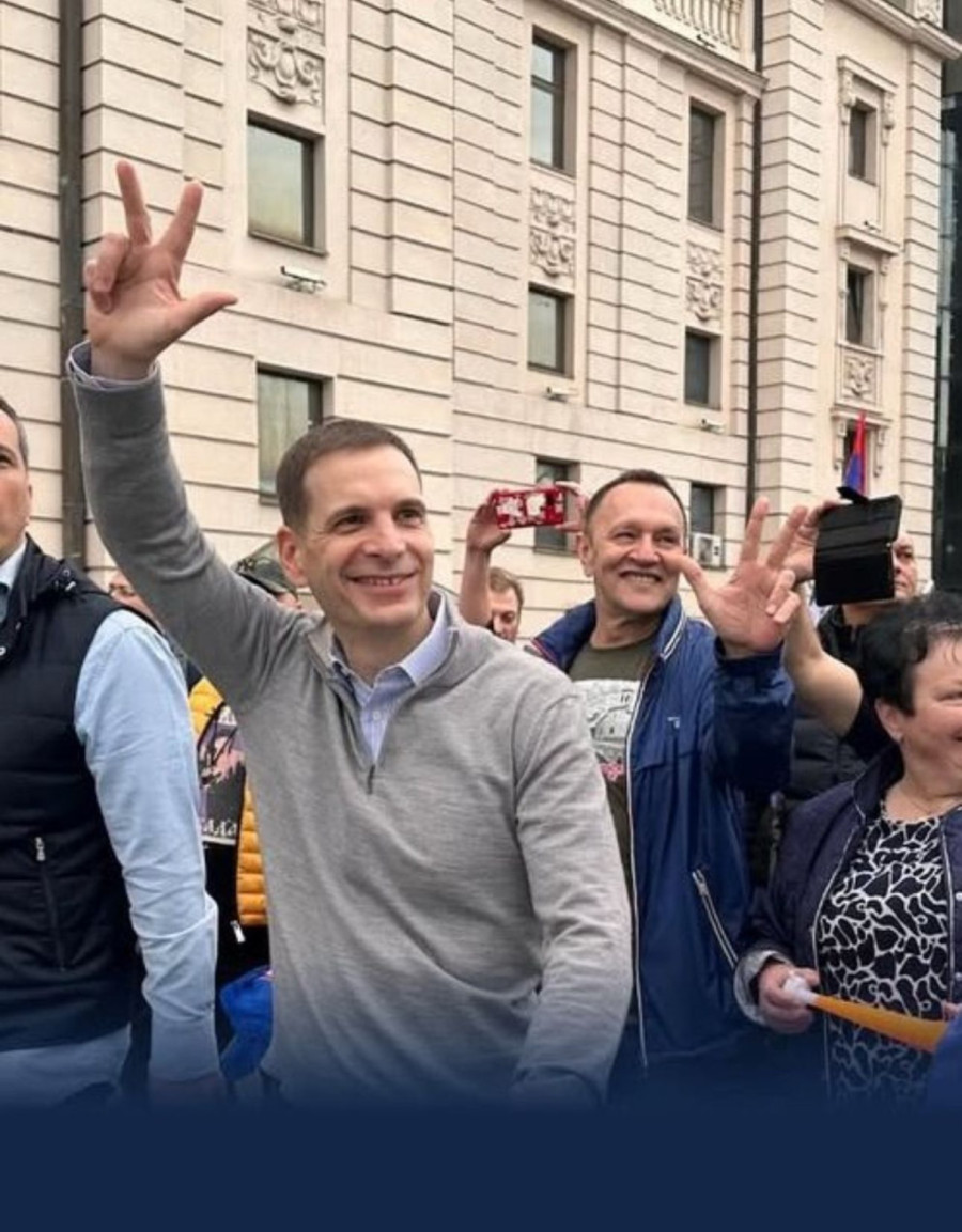 Mirno okupljanje ili ne? Na protestima blokadera i Miloš Jovanović FOTO