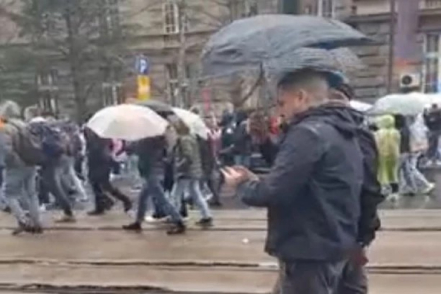 Sramno: Branko Ružić na protestu u Beogradu FOTO