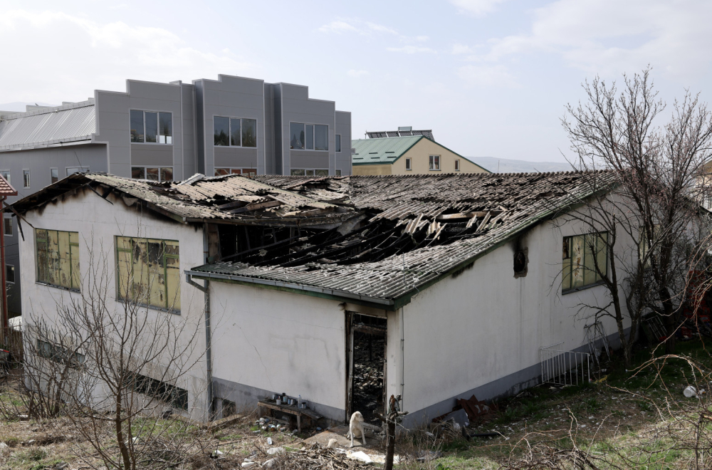 Na lečenju u inostranstvu 101 povređena osoba u stravičnom požaru u Kočanima