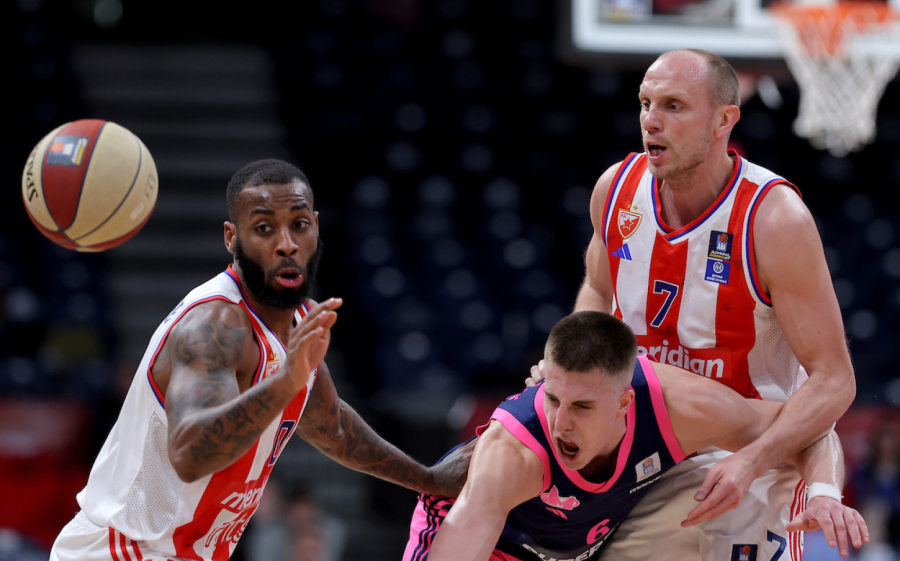Dabl-dabl Petrušev – Zvezda održava korak za Dubaijem