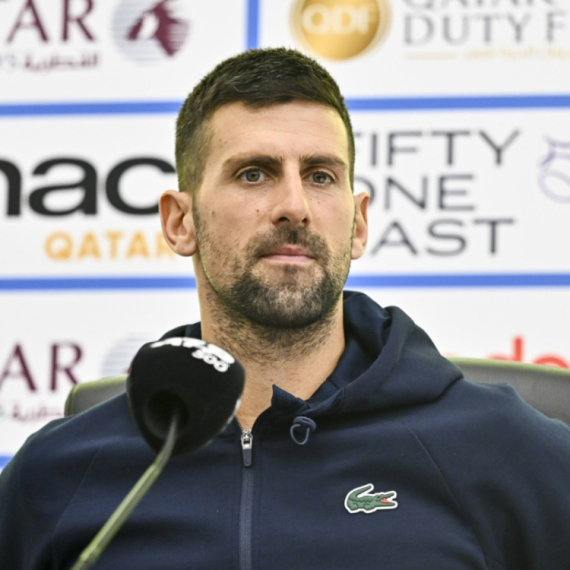 Novak Đoković u nikad elegantnijem izdanju: Predao nagradu