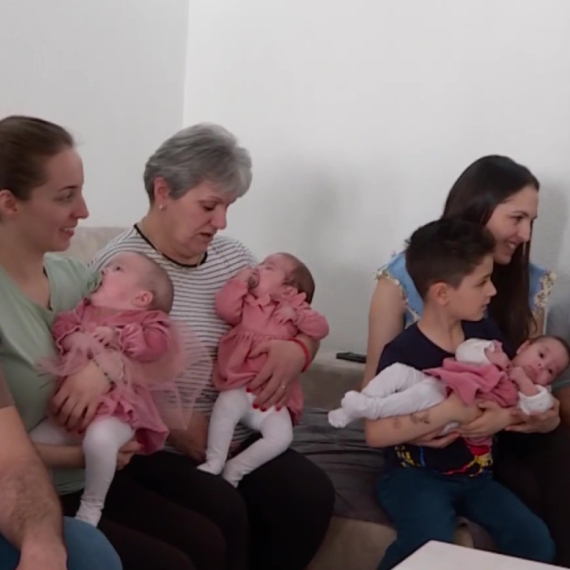 Mislili su da čekaju bliznakinje, a na dan porođaja desilo se čudo FOTO/VIDEO