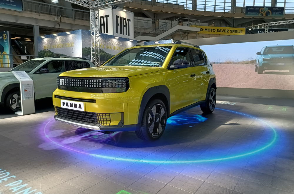 Istorijska poseta: Na Sajmu tokom vikenda 60.000 ljubitelja automobila!