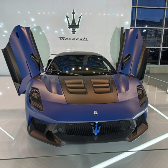 Najskuplji auto na sajmu košta 480.000 evra – najviše se traže oni od 15.000 FOTO